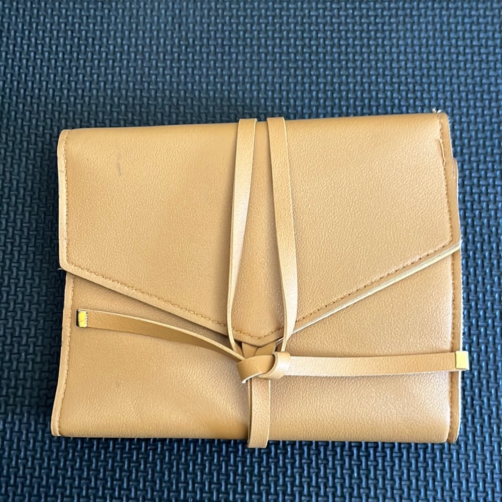 Glass ladder & co tech organizer clutch